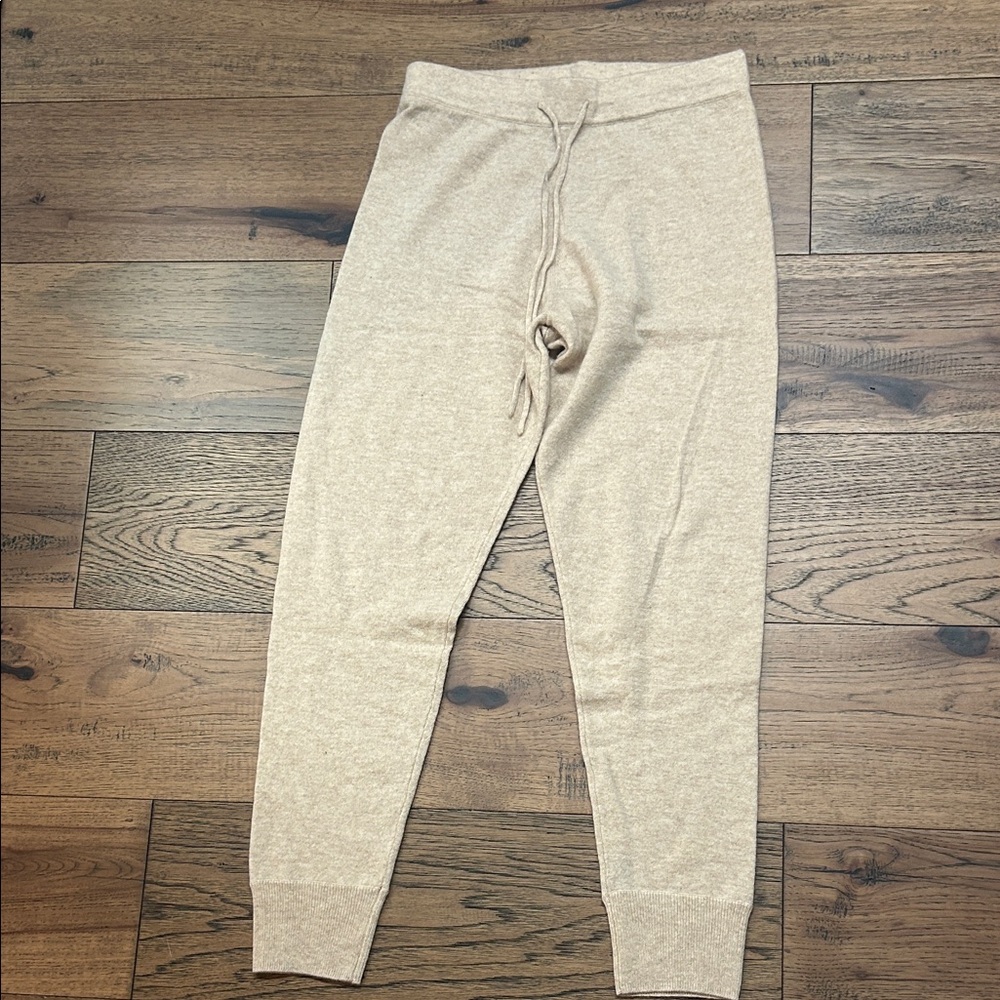 Saks Fifth Avenue Beige Knit Lounge Set - Picture 6 of 6